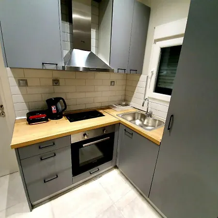 Cosmopolitan, Nilie Hospitality Mgmt Apartment