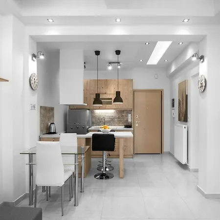 Cosmopolitan, Nilie Hospitality Mgmt Apartment *