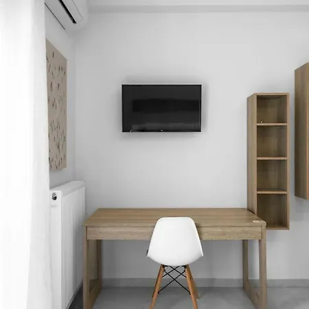 Cosmopolitan, Nilie Hospitality Mgmt Apartment