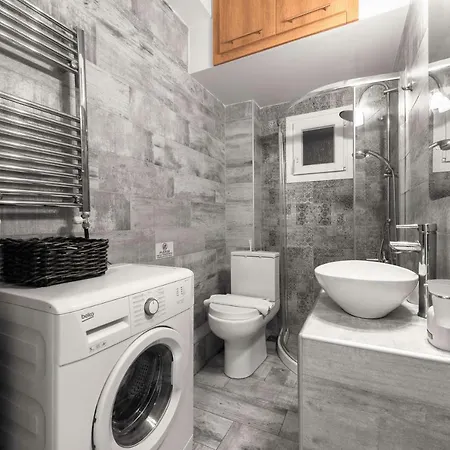 Cosmopolitan, Nilie Hospitality Mgmt Apartment *